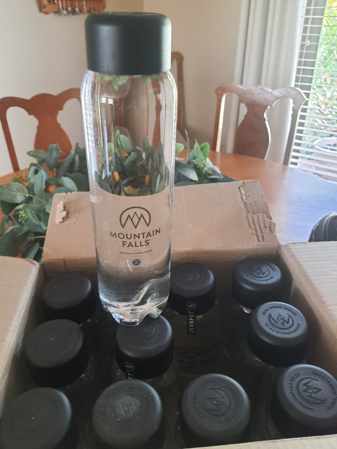 Customer photo review of 1L Still Mineral Water - ZEROPET Bottle (Pack of 12)