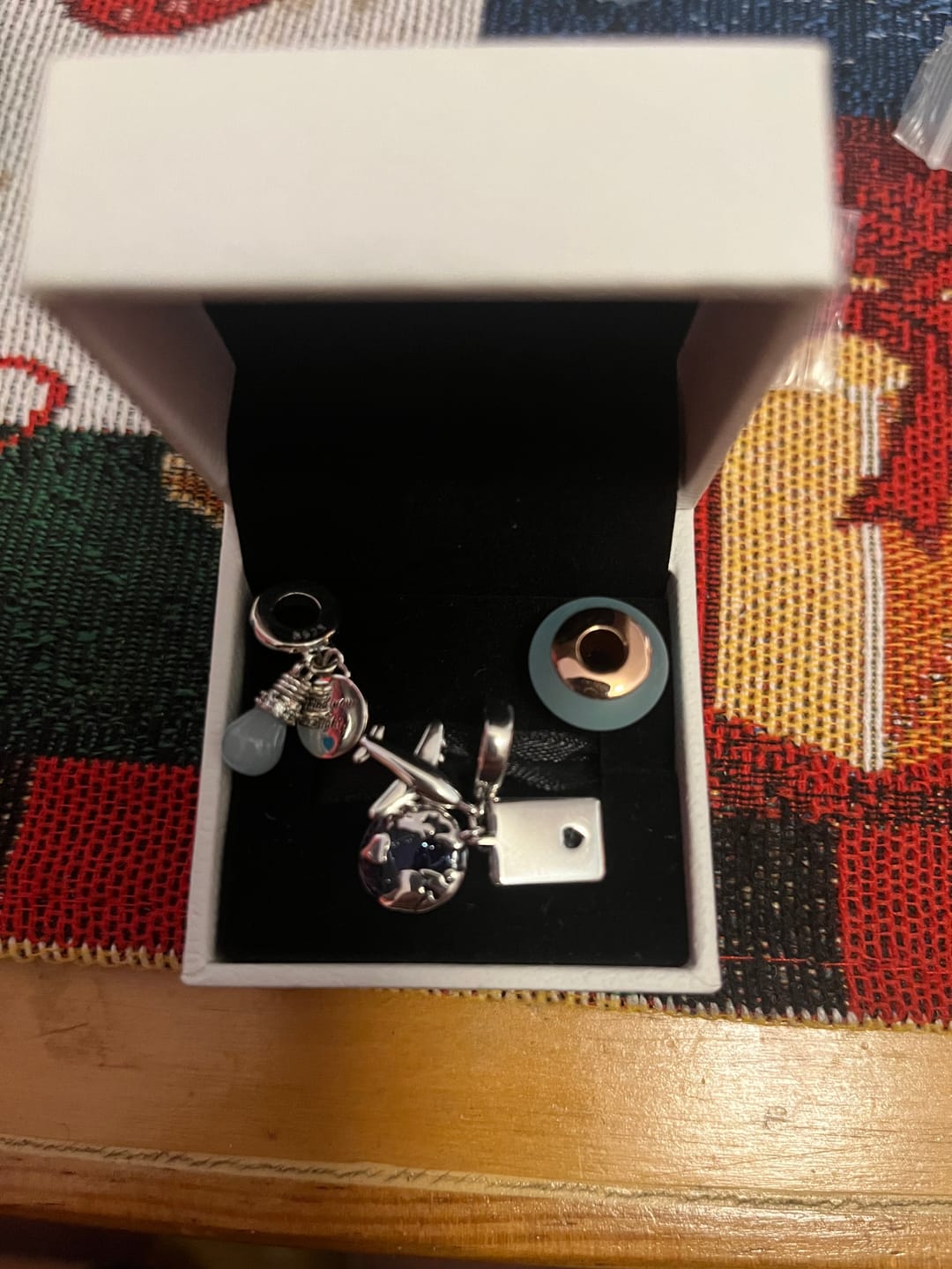 Customer photo review of Charm Aventurero