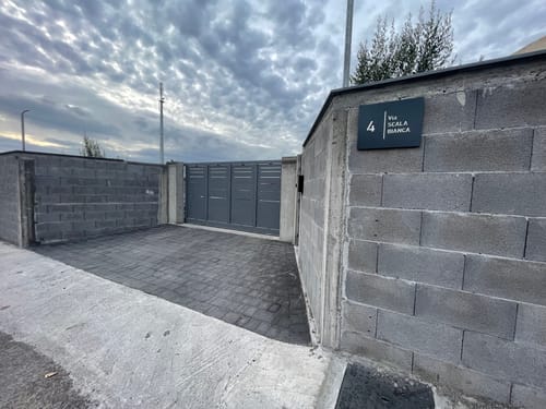 Customer photo review of Numero civico e testo modello Stencil Regular