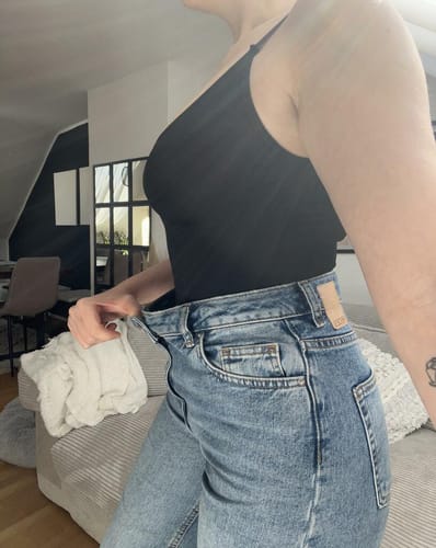 Customer photo review of StylishQueen - Bodysuit Shapewear