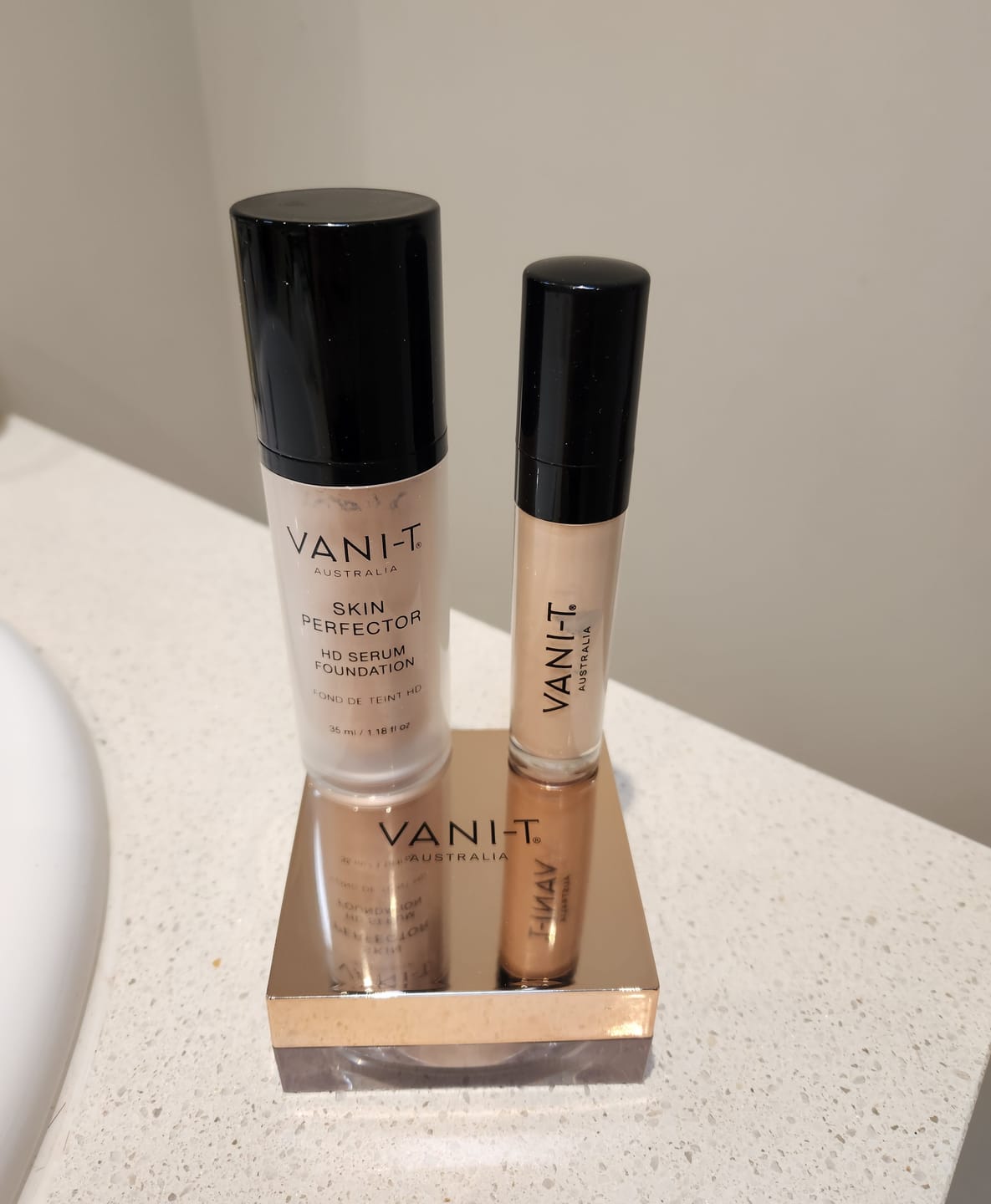 Customer photo review of Mineral Powder Foundation
