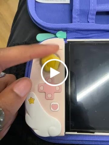 Customer video review of GeekShare Cream Heart Thumb Grips