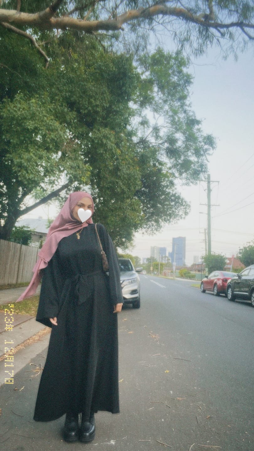 Customer photo review of Khatijah Abaya - Black