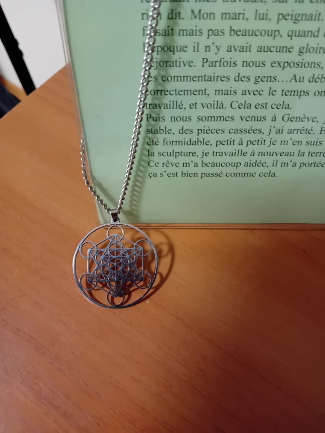 Customer photo review of Pendentif Métatron
