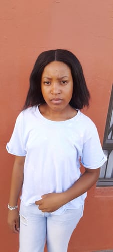 Customer photo review of HC COMBO 1 - Brazilian Middle Part Wig Straight 8" and Eva