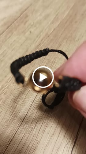 Customer video review of Gravet Personalisiertes Armband + Geschenkbox