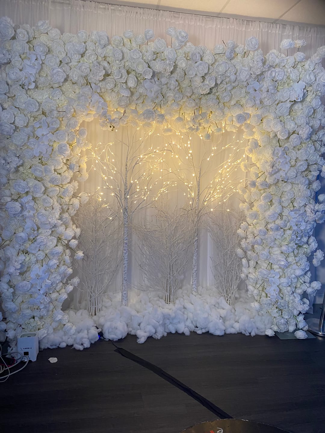 Customer photo review of White Fabric Artificial Flower Wall Arch Wedding Birthday Party Decoration