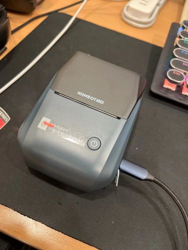 Customer photo review of B1 2 Inch Inkless Label Maker with Tape - Create Professional Labels with Ease