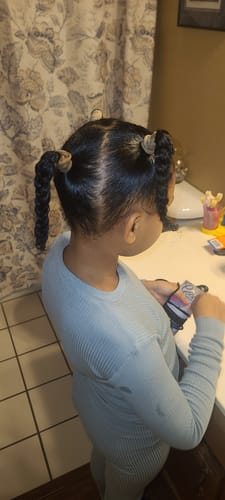 Customer photo review of Chad and India’s Root to Tip Bundle| 4 sizes to choose from