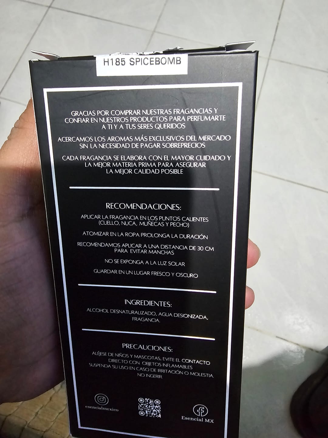 Customer photo review of H185 Inspirado en: Spicebomb - Viktor & Rolf