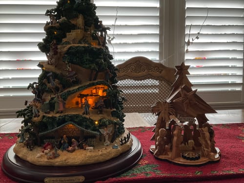 Customer photo review of Olive Wood Nativity Scene with Music Box (8x6 inches) - Guaranteed Delivery By Christmas(Order Today)