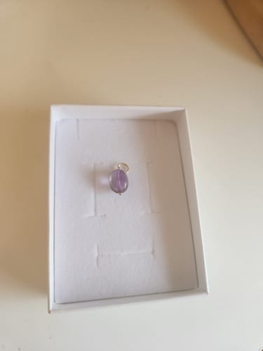 Customer photo review of צארם ביל | אמטיסט