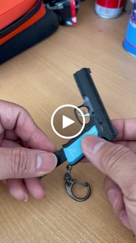 Customer video review of Soetac 1:3 Mini Keychain CZ Shadow 2 Style