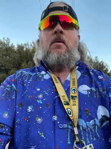 Customer photo review of Star Wars™ "I Am Your Father Christmas" – KUNUFLEX Long Sleeve Shirt