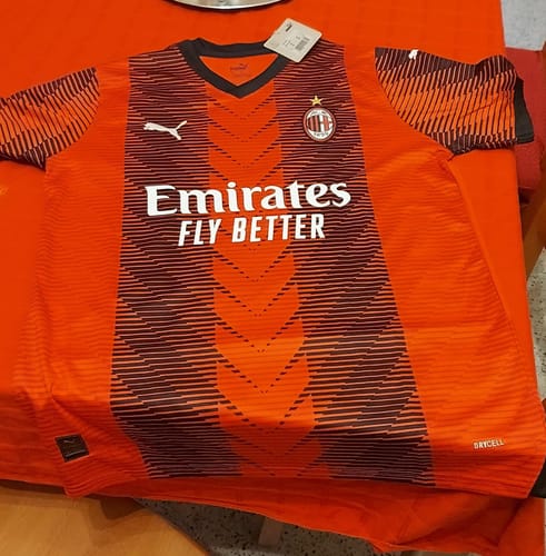 Customer photo review of MAGLIA MILAN HOME 2023/24