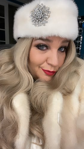 Customer photo review of White Mink Fur Headband