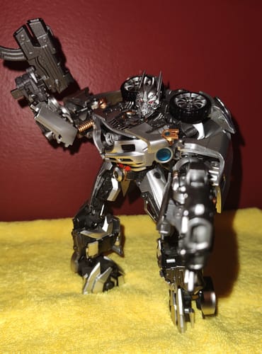 Customer photo review of Cyber Era CE03 CE-03 Soundwave (DOTM Soundwave, Oversized OS Toy Lab / New Age Mista) BMB 16.5cm / 6.5"