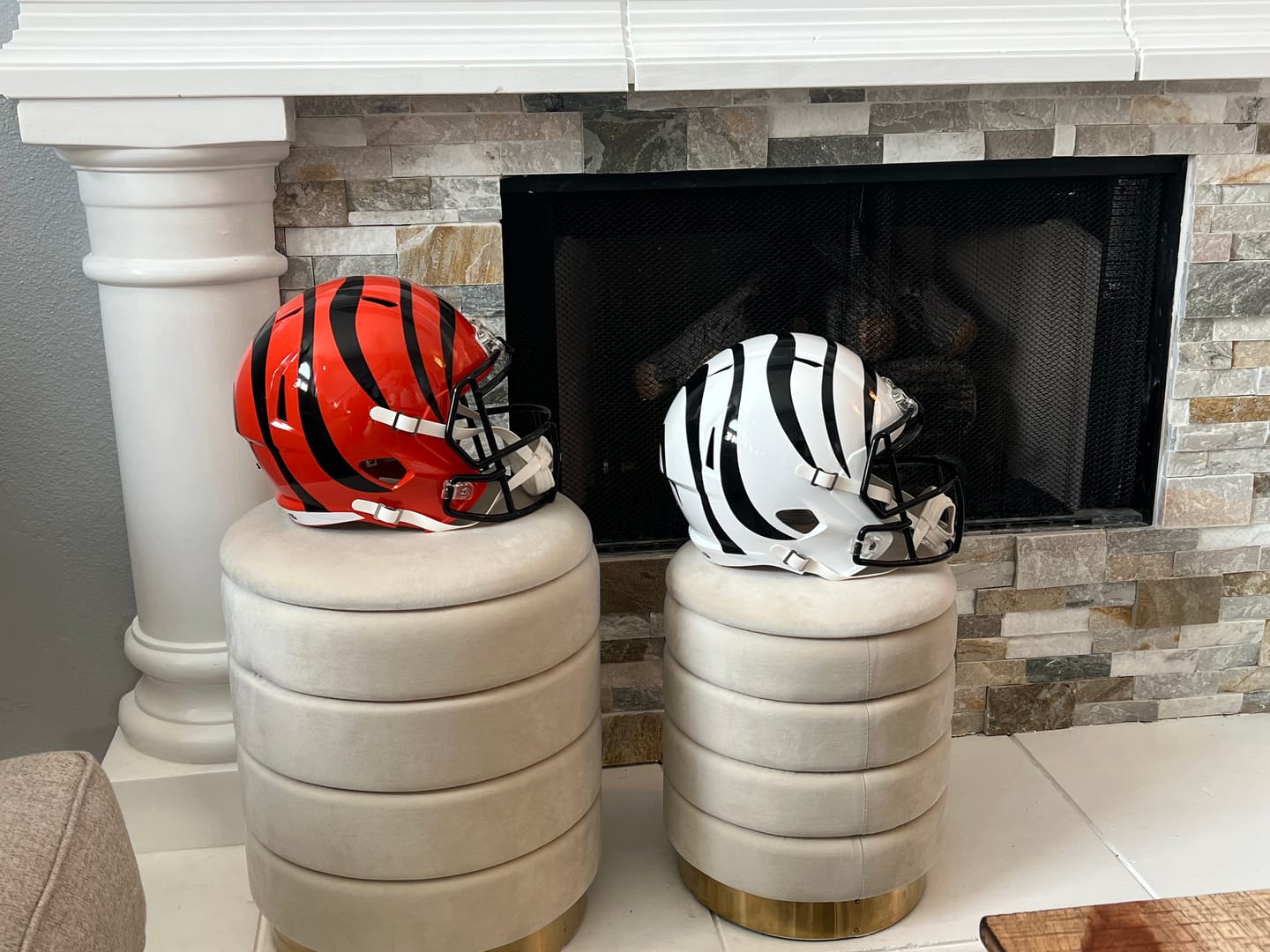 Customer photo review of Cincinnati Bengals White Alternate Replica Football Helmet