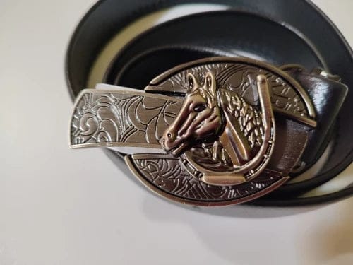 Customer photo review of Men's Horse Head Leather Belt With Folding Knife