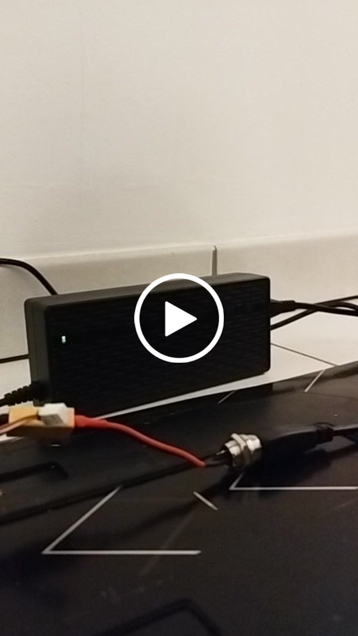 Customer video review of Backfire Fast Charger 2.5a