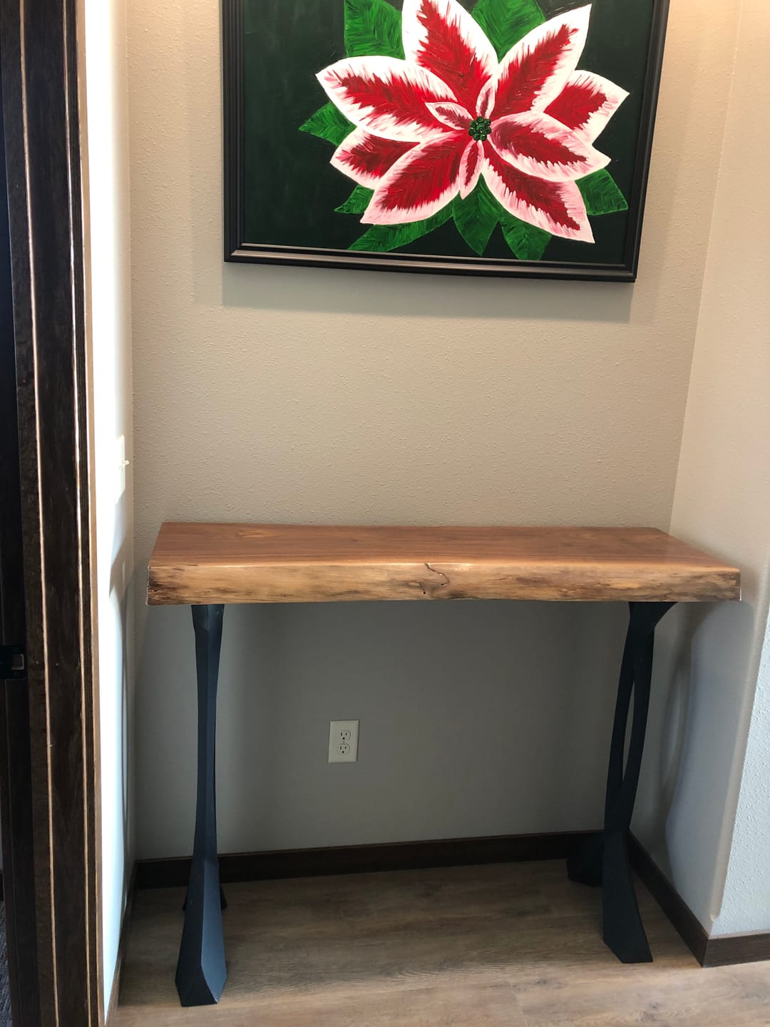 Customer photo review of Metal Counter & Bar Table Legs - 607 Curva - 40H