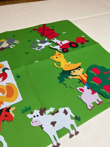 Customer photo review of Montessori Klettspielzeug