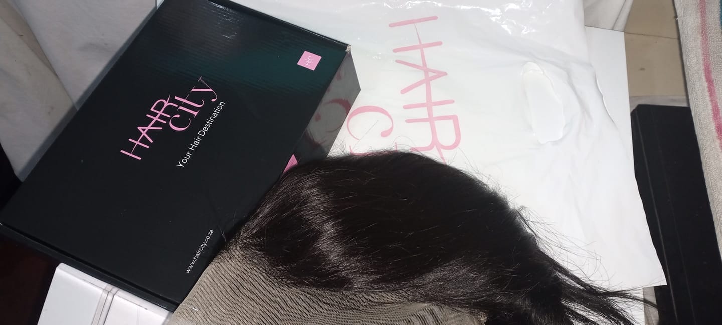 Customer photo review of Brazilian Lace Front Wig - Tara J