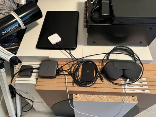 Customer photo review of Ugreen Nexode 200W 6-Port GaN Charger and 100W USB C 2-Pack Cable