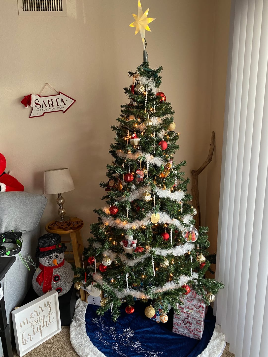 Customer photo review of Christmas Doll Couple Standing Hugging - Personalized Ornament