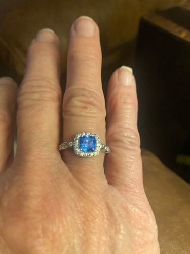 Customer photo review of Winter Diamond™ 18K White Gold Ring