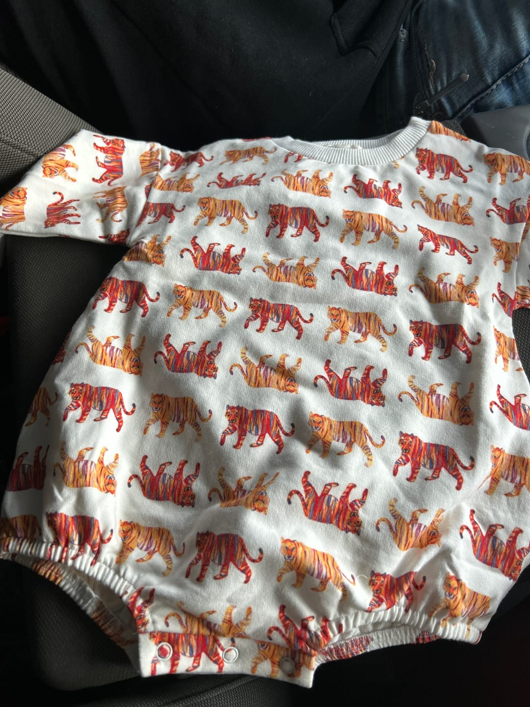 Customer photo review of Easy Tiger - Sweatshirt Romper