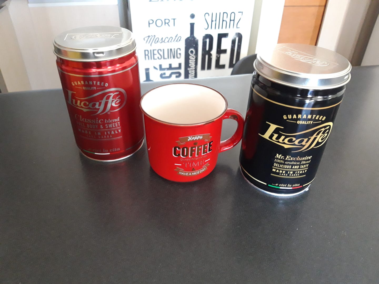 Customer photo review of Lata Lucaffe Classic y Mr. Exclusive 250 grs Grano Molido