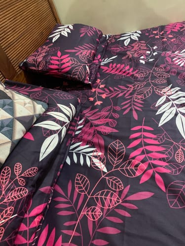 Customer photo review of Purple Flory-Bed Set