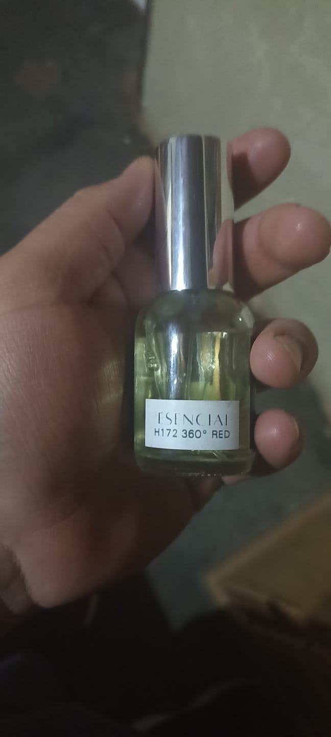 Customer photo review of H172 Inspirado en: 360 Red - Perry Ellis