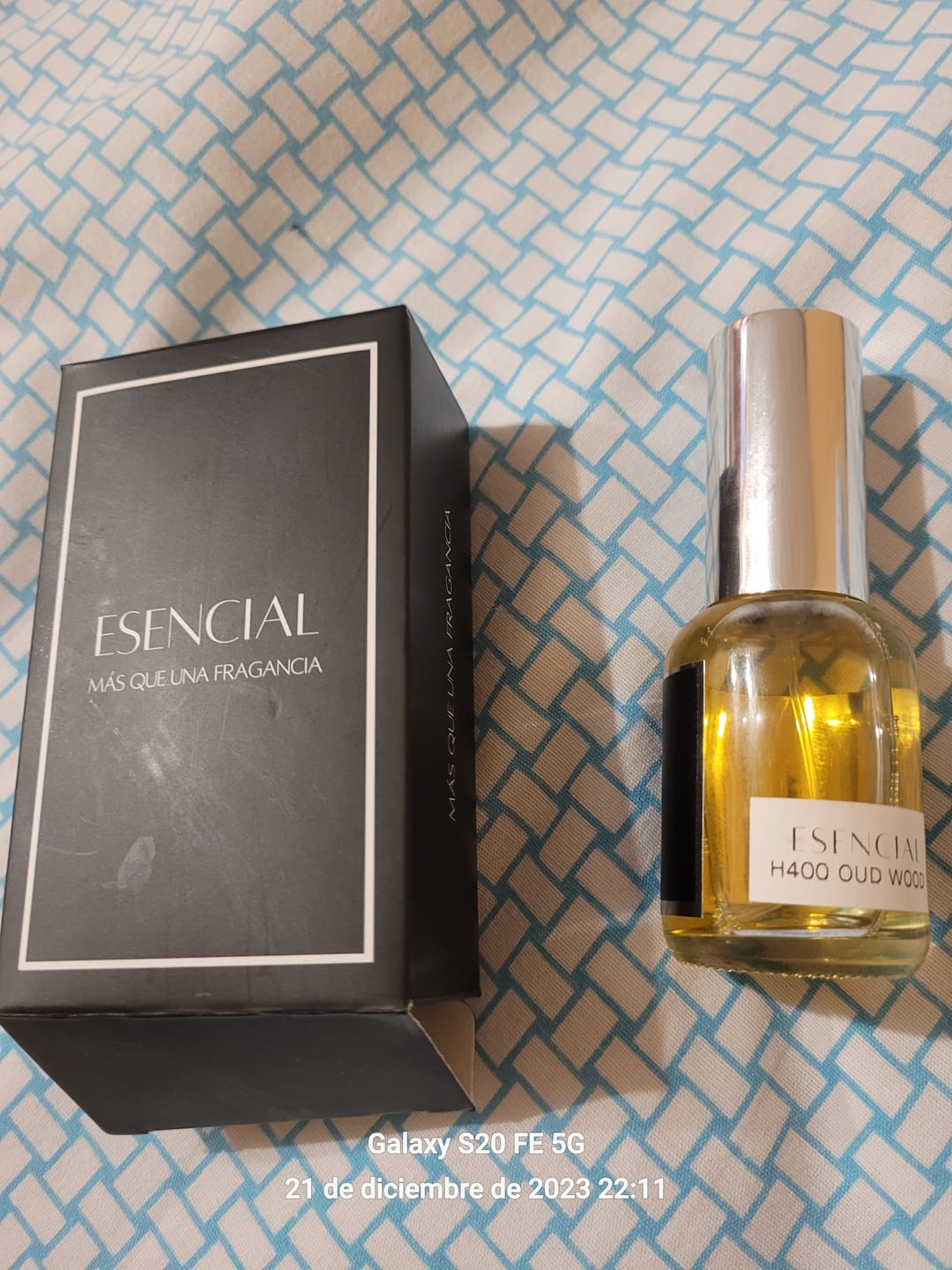 Customer photo review of H400 Inspirado en: Oud Wood - Tom Ford