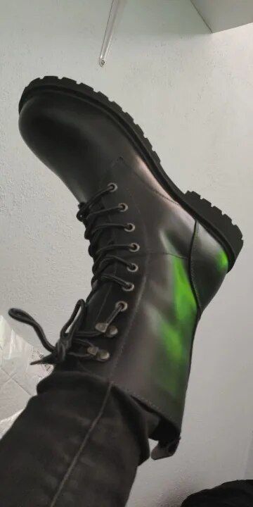 Customer photo review of Bottes Cuir 100% Genuine Leather