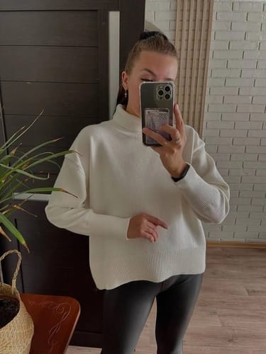 Customer photo review of Pull à col roulé Luxueux en cachemire
