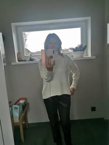 Customer photo review of Pull à col roulé Luxueux en cachemire