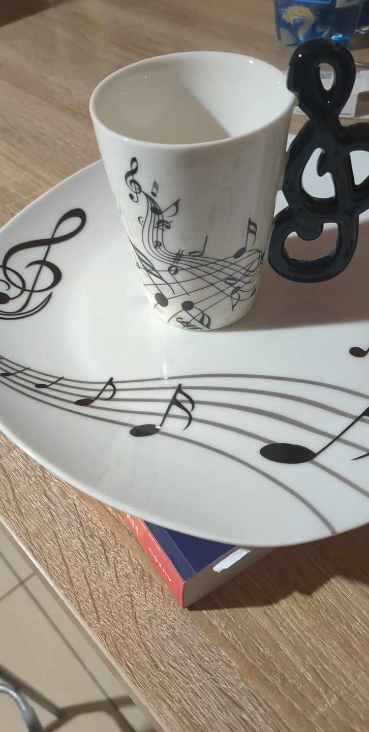 Customer photo review of Merveilleuses tasses de musiciens