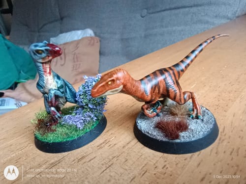 Customer photo review of Velociraptor, Variation 1, Pose 3 Miniature - Pre-Supported