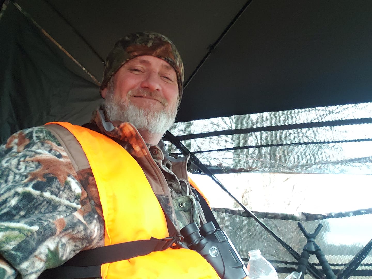 Customer photo review of TIDEWE Men’s Heated Jacket Fleece with Battery Pack, Rechargeable Coat for Hunting (Black, Camo, Size S-XXXL)