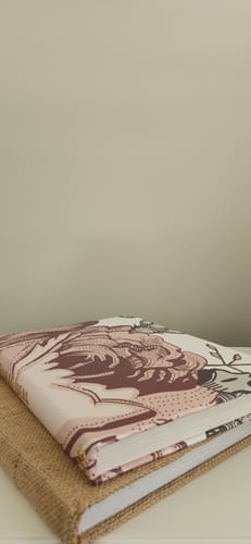 Customer photo review of Camomile & Wildflowers Wallpaper