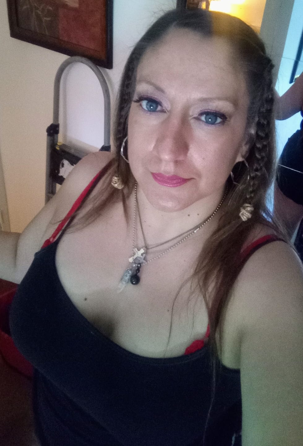 Customer photo review of GLOW  HUSKY GRAY GREEN  Colored Contact Lenses