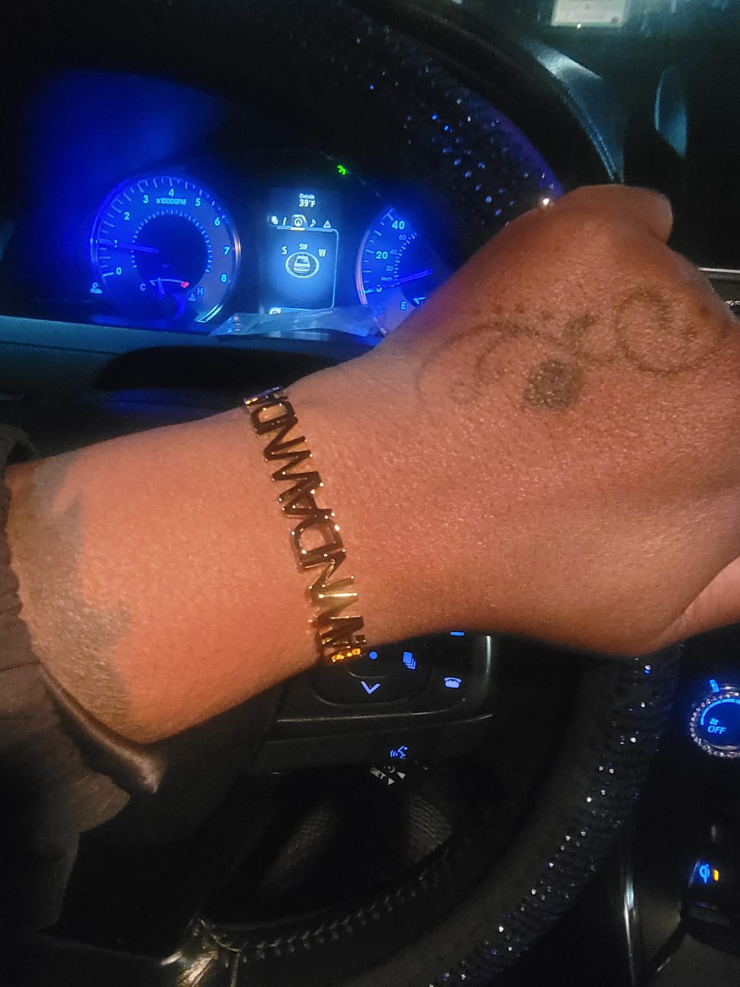 Customer photo review of Personalized Name Bangle