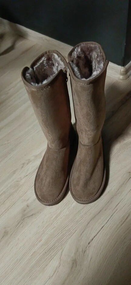 Customer photo review of Bottes d'hiver Fluffy en suède