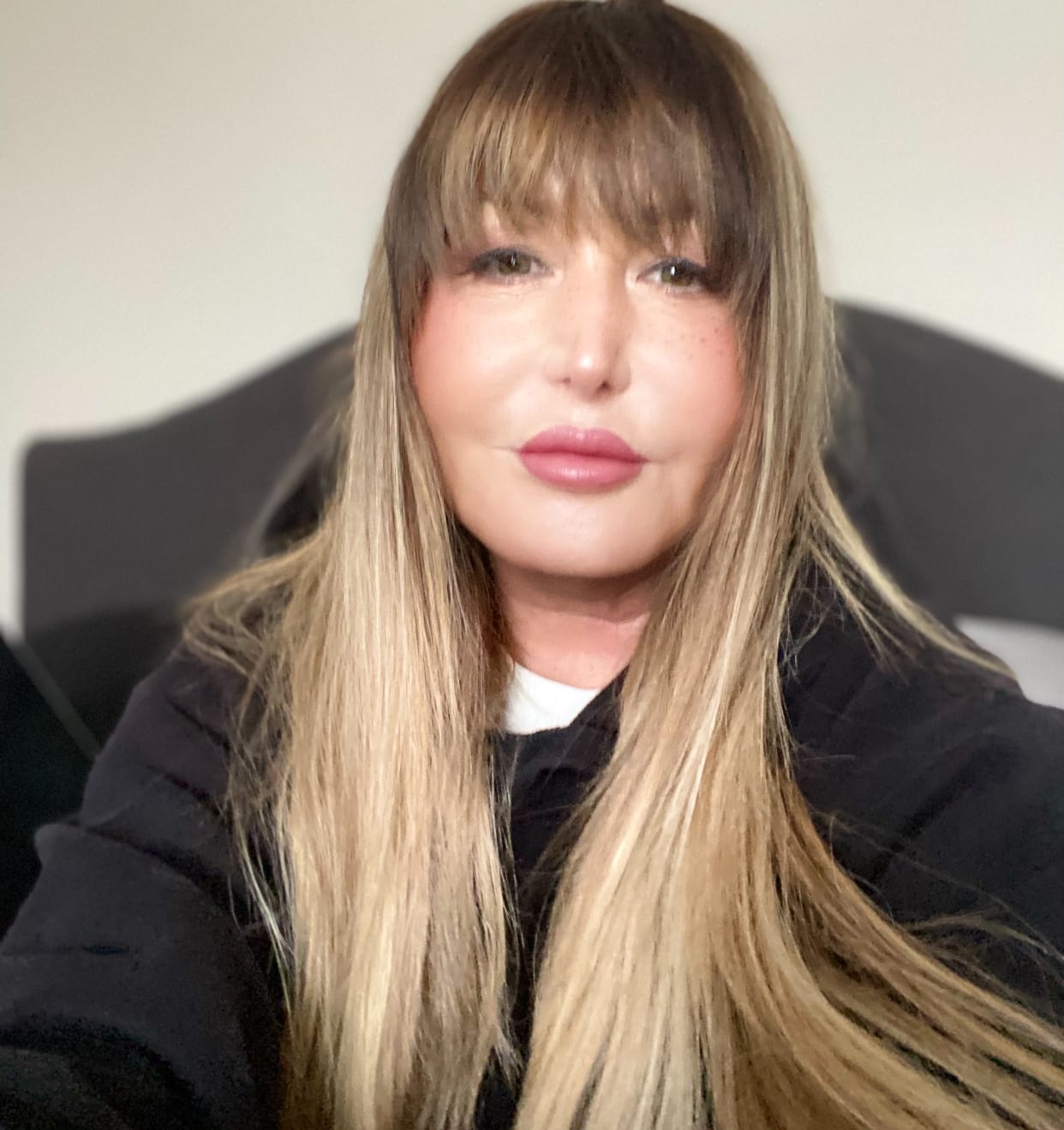 Customer photo review of Full Shine Lace Wig Toppers 3*5 Inch Lace Base Hairpiece For Women Balayage #3/8/22