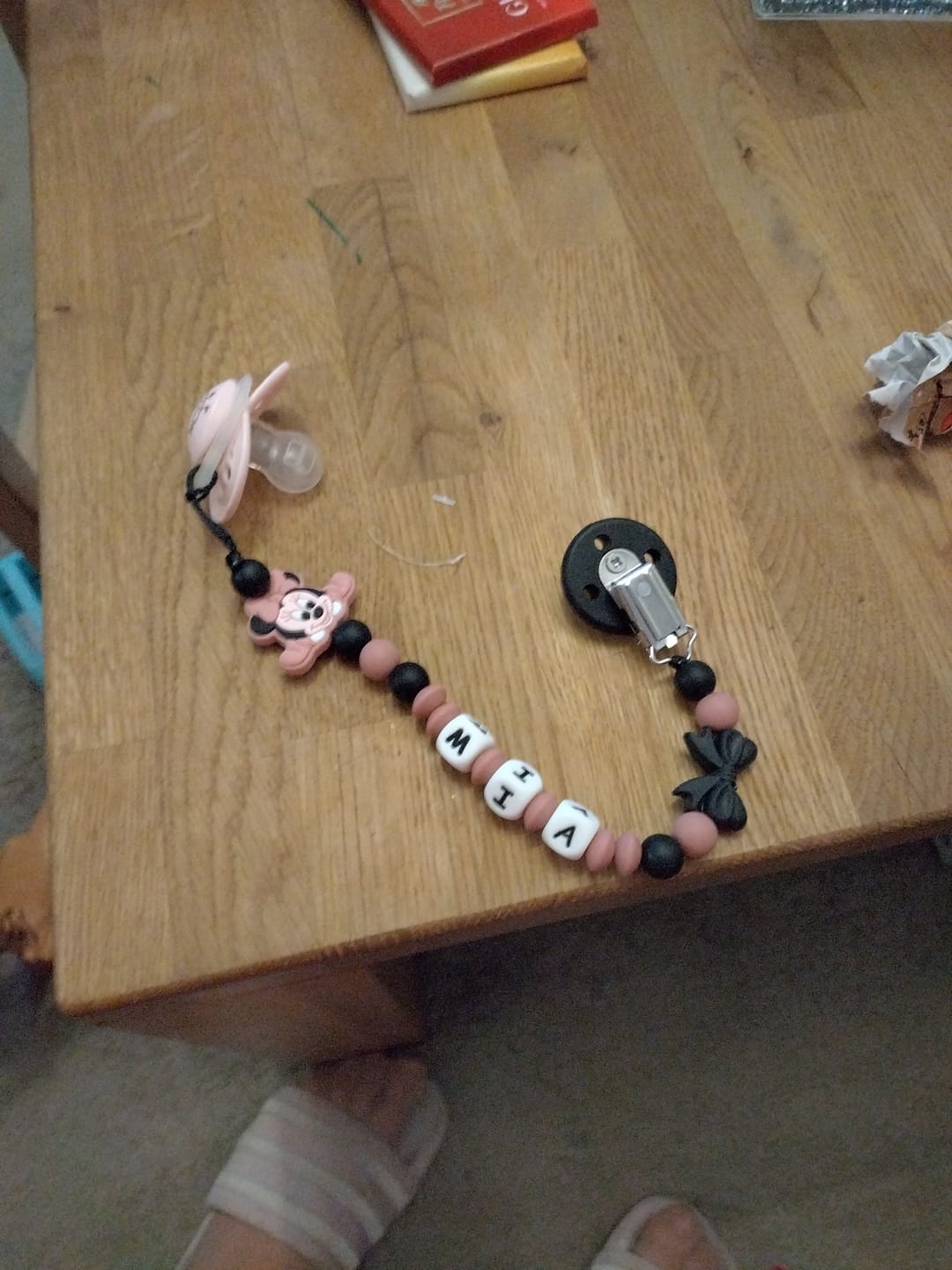 Customer photo review of Schnullerkette mit Name - Minnie Mouse