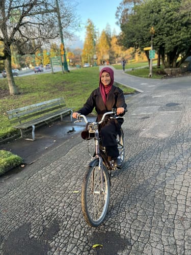 Customer photo review of Premium Jersey Hijab - Cherry