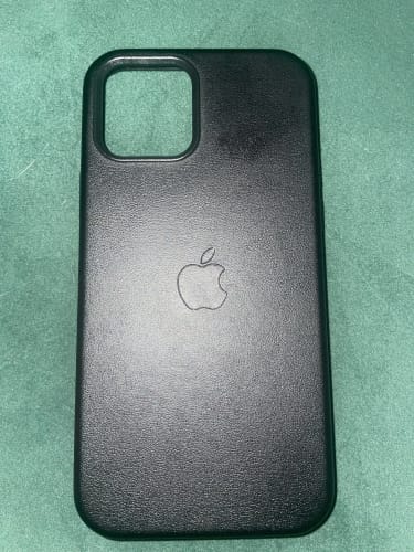Customer photo review of iPhone 12 Leather Case with MagSafe
