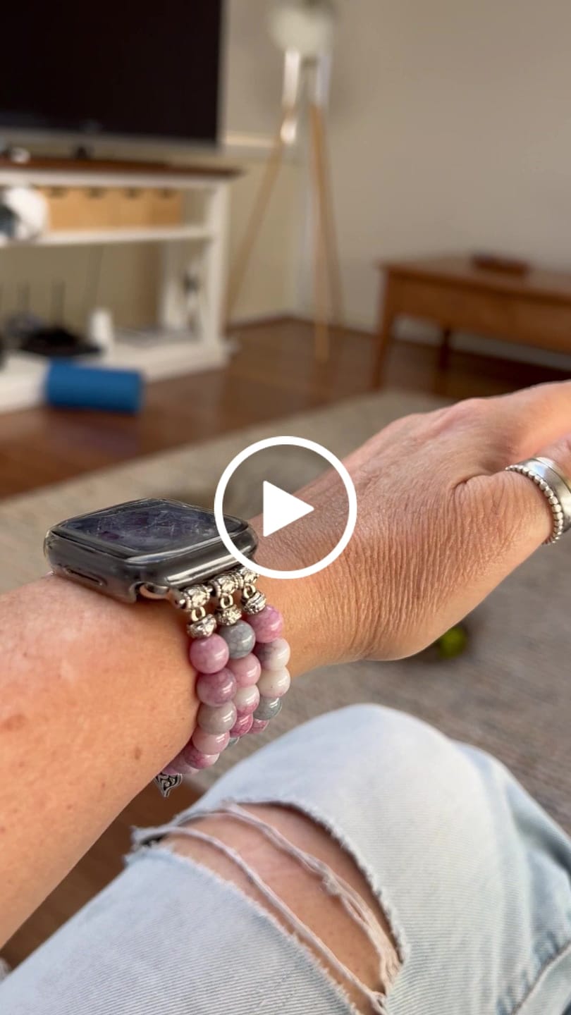 Customer video review of Pastel Love Stretch Apple Watch Strap